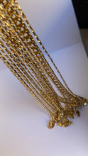 Load and play video in Gallery viewer, Cali Cuban Gold Filled Anklet - 9&quot;
